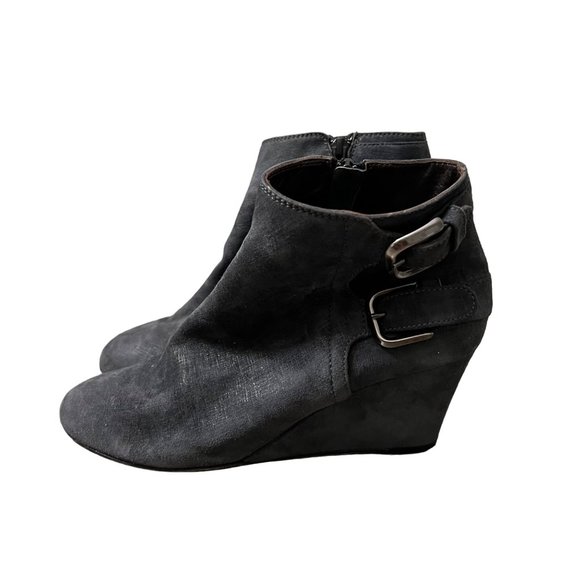 AGL Gray Suede Leather Double Buckle Detail Wedge Booties Size 6 EU36 - Picture 1 of 8